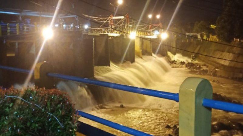 Bogor Diguyur Hujan Sejak Sore, Bendungan Katulampa Masih Normal