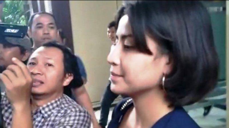 Terseret Kasus Carding, Awkarin Diperiksa Penyidik 7 Jam Sebagai Saksi