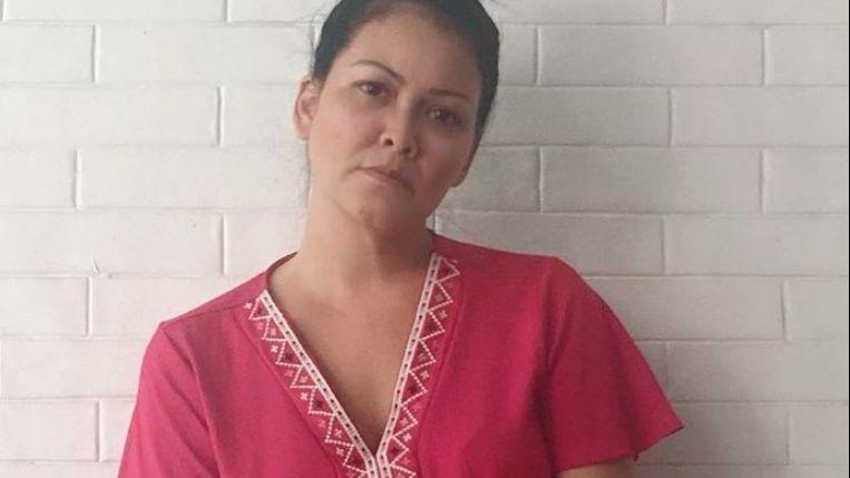 Melanie Subono Bagi-Bagi Masker dan Hand Sanitizer Gratis