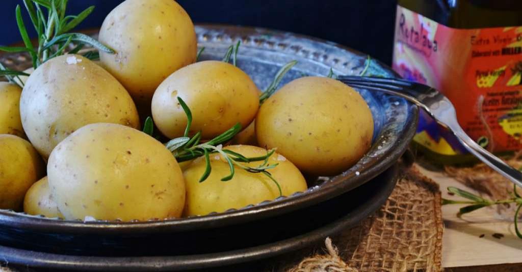 7 Makanan Ini Dianggap Tak Sehat, tapi Justru Baik untuk Tubuh Lho!