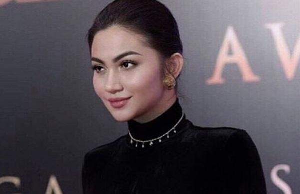 Unggah Foto dengan Vicky Presetyo Bikin Heboh, Ariel Tatum Langsung Hapus