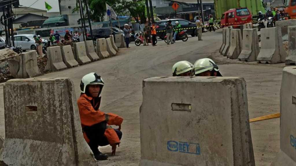 Sebagian Jalan Raya Bekasi Ditutup Akibat Kebocoran Gas