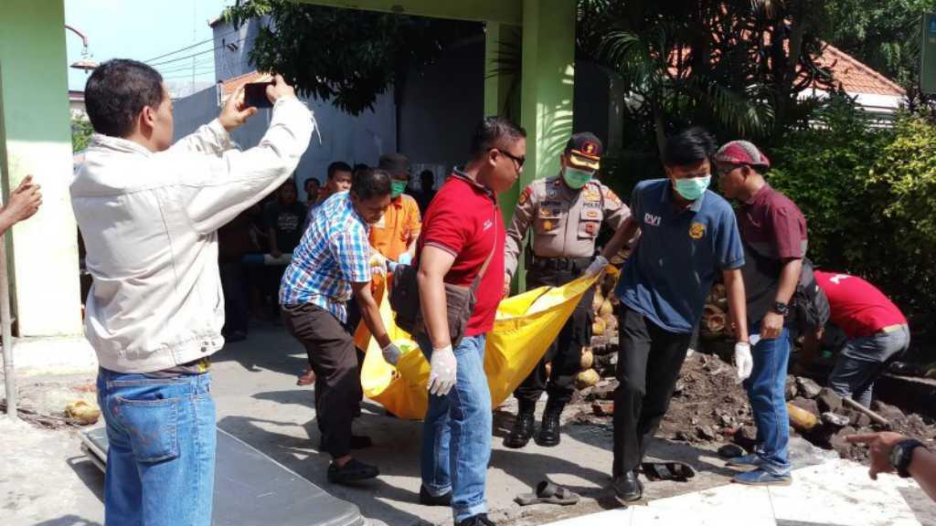 Gegara Bersihkan Selokan, Imam Tewas Dihantam Linggis oleh Tukang Es Kelapa