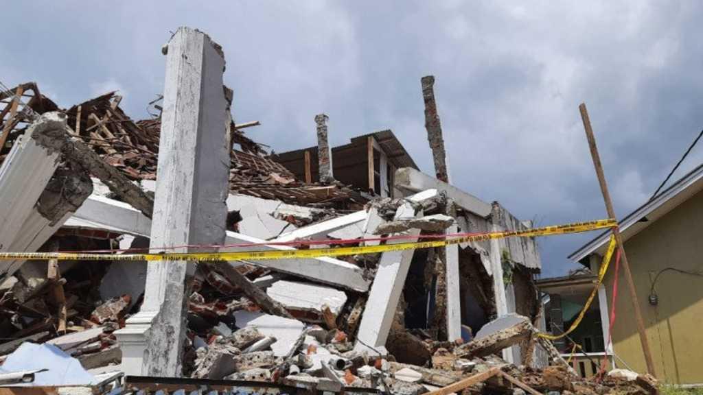 Cerita Warga Sukabumi Tertimbun Reruntuhan Usai Diguncang Gempa M 5,1