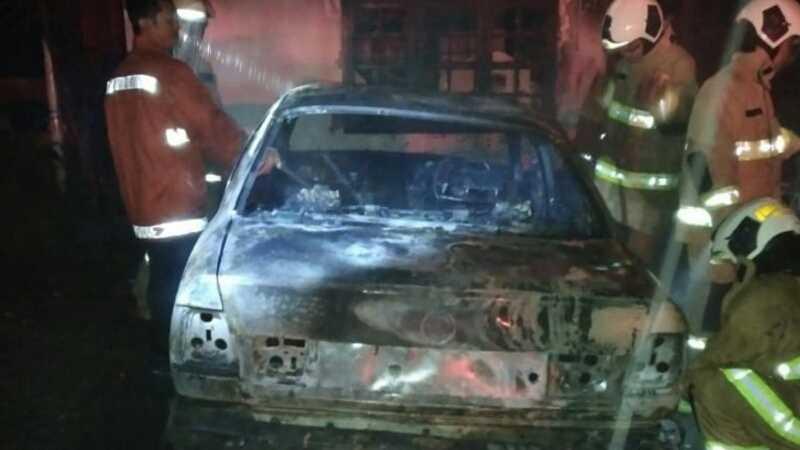 Dua Mobil Warga Terbakar, Polisi Buru Peneror Bom Molotov di Jaktim