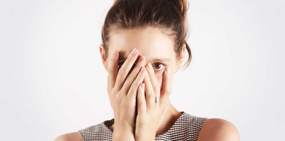 10 Tanda Ini Membuktikan Jika Anda Tipe Orang yang Membenci Diri Sendiri