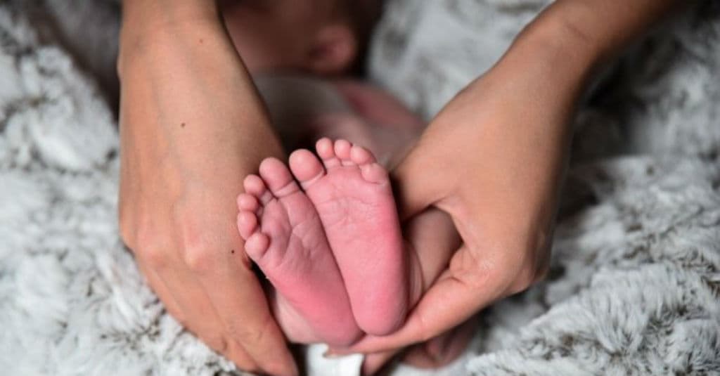 Duh! Bayi Baru Lahir di Inggris Positif Terkena Virus Korona
