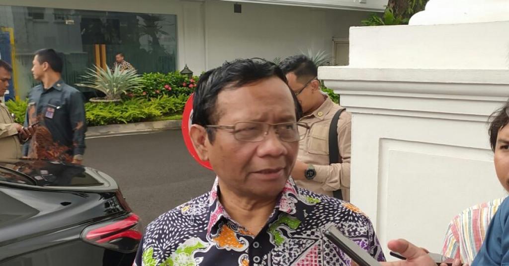 Usai Jalani Tes Virus Korona, Mahfud MD Batasi Jumpa dengan Media