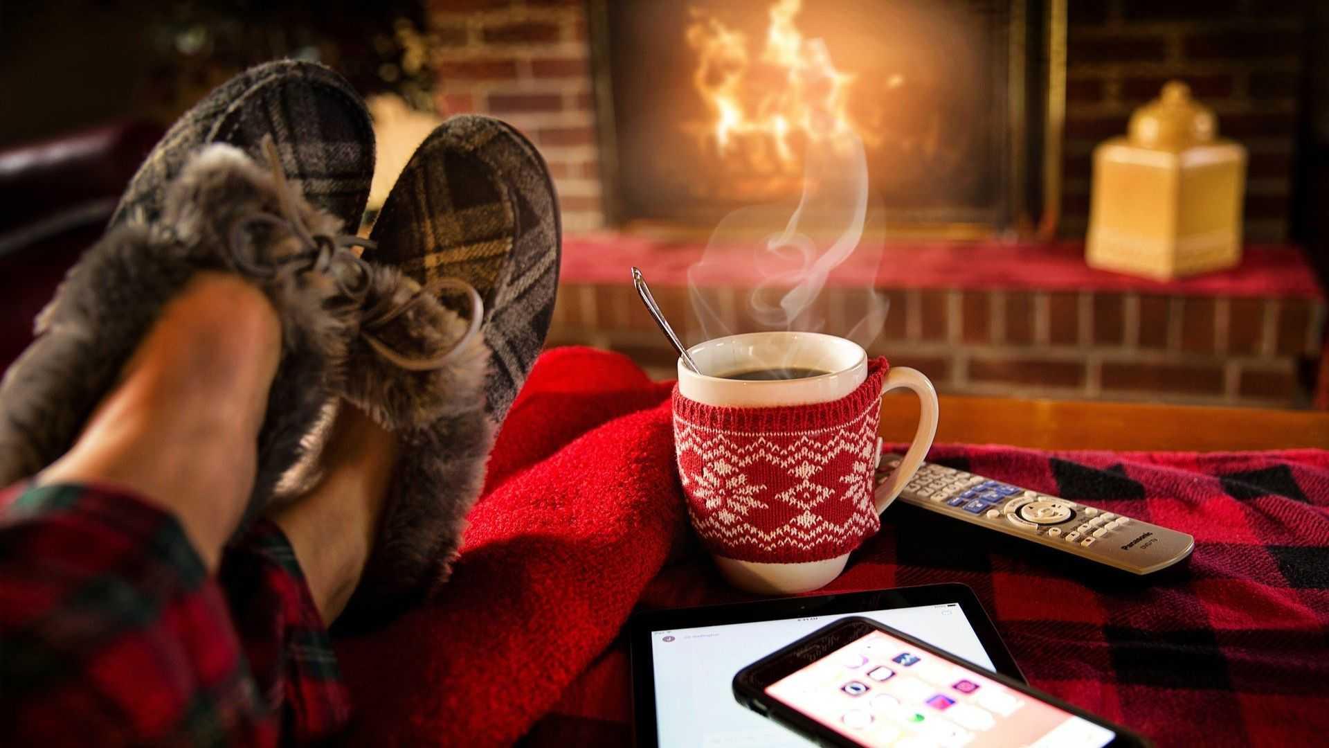 5 Hal yang Bisa Kamu Lakukan Saat Berdiam Diri di Rumah Agar Tak Bosan