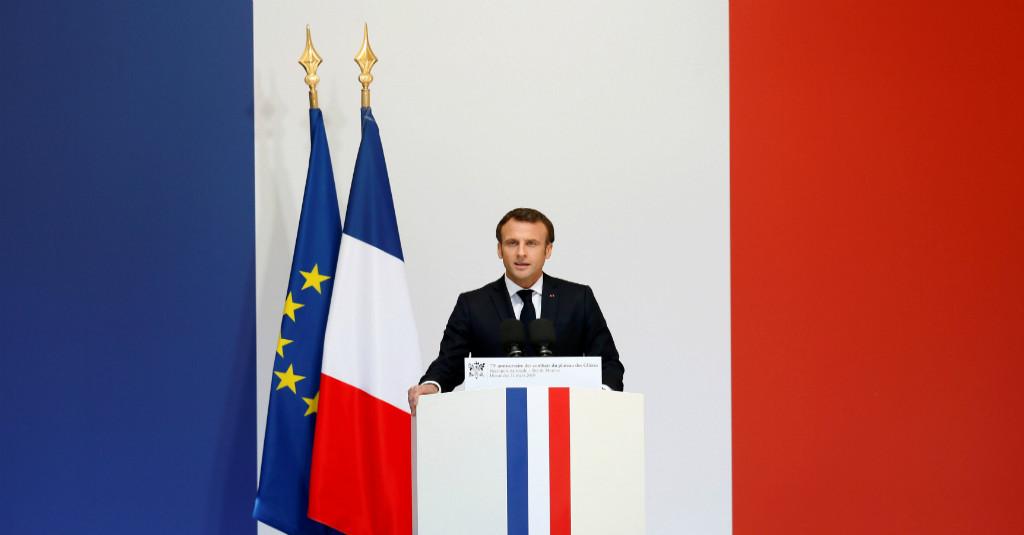 Emmanuel Macron Umumkan Lockdown Prancis Selama 15 Hari