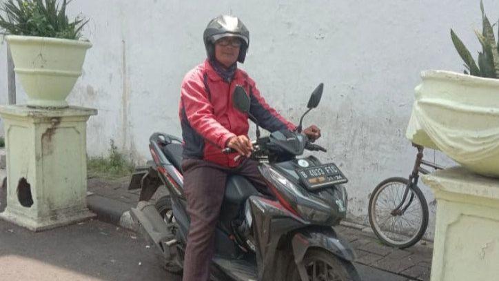 Cerita Tukang Ojek yang Penghasilannya Berkurang Gara-gara Korona