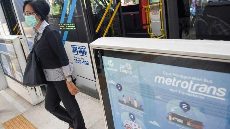 Cegah Korona, Transjakarta Alihkan Pembayaran ke Nontunai