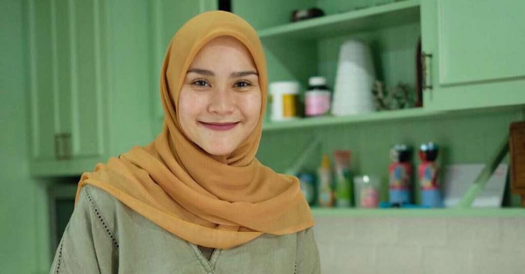 Zaskia Mecca Pilih Isolasi di Yogyakarta Bersama Anak dan Suami
