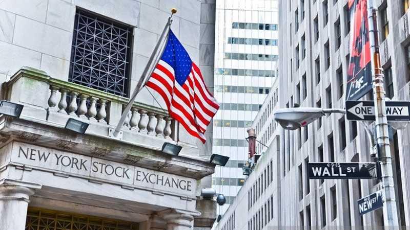 Kekhawatiran Korona Bikin Wall Street Anjlok (Lagi)