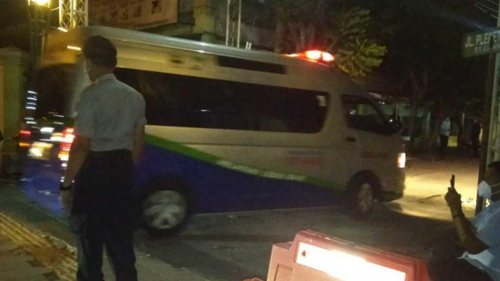 Ibunda Tutup Usia, Begini Pengamanan Rumah Jokowi di Solo