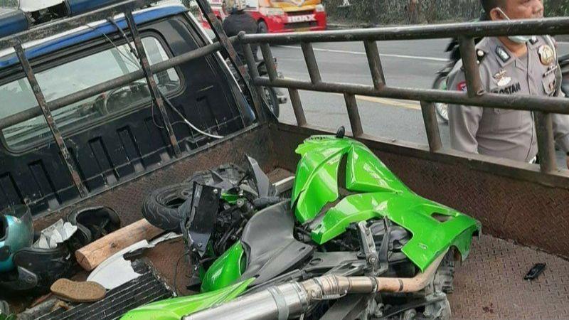 Pemotor Tewas di Tempat Usai Tabrakan dengan Truk Trailer