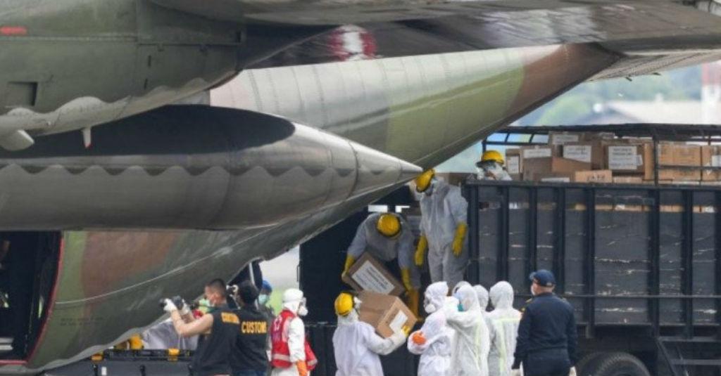 Kemenko Marves Bantu Datangkan 40 Ton Alkes dari China