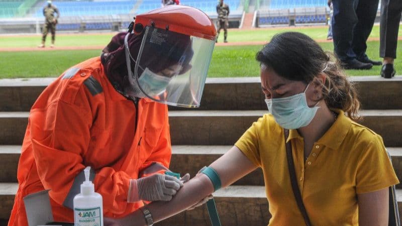 Pemkab Bekasi Mulai Rapid Test dengan Metode 'Door to Door'