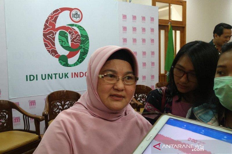 Ahli Penyakit Paru Jelaskan Pemakaian Masker untuk Orang Sehat dan Sakit