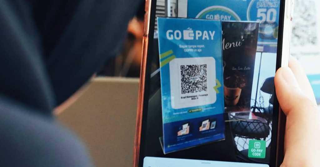 Dorong Daya Beli Masyarakat, Bank Mandiri Gratiskan Isi Saldo GoPay