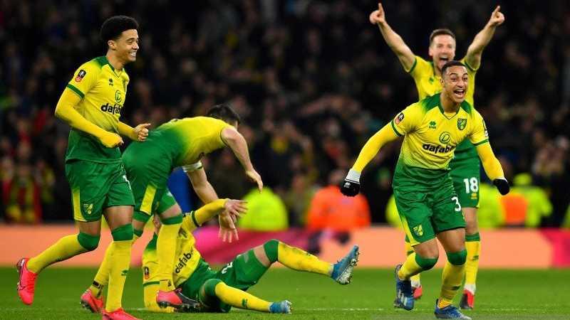 Norwich City Rumahkan Staff Antisipasi Krisis Keuangan Imbas Pandemi Korona