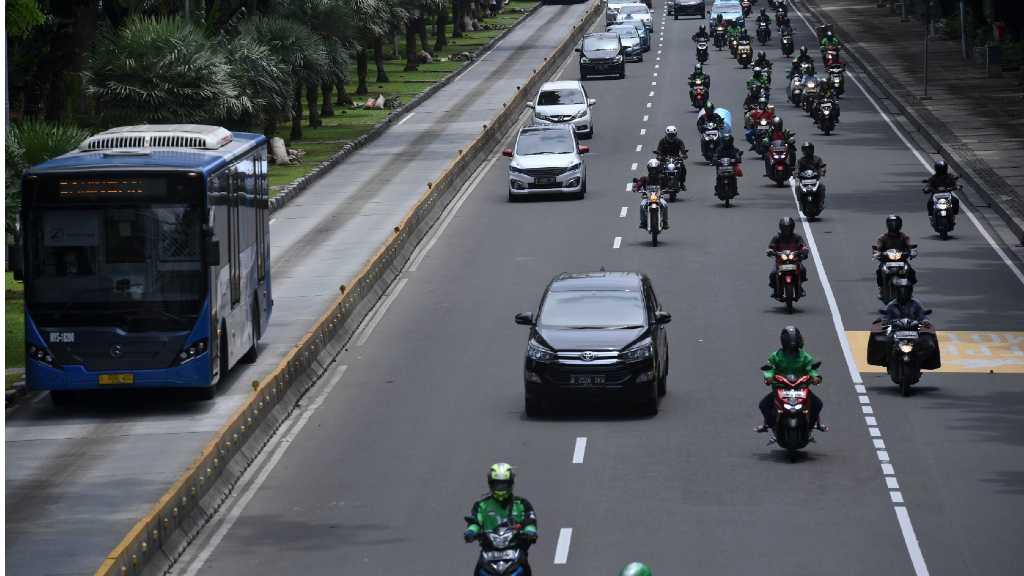 Anies Tegaskan Tak Batasi Jumlah Kendaraan di Jalan saat Jakarta PSBB