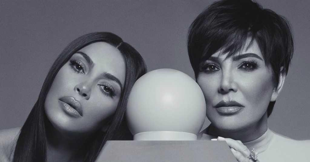 Kim Kardashian Kolaborasi Bisnis dengan Ibunya Keluarkan Produk Parfum