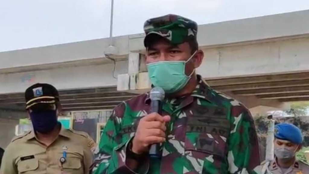 Panglima Kodam Jaya Dibuat Geram saat Tinjau PSBB di Jakarta, Ada Apa?