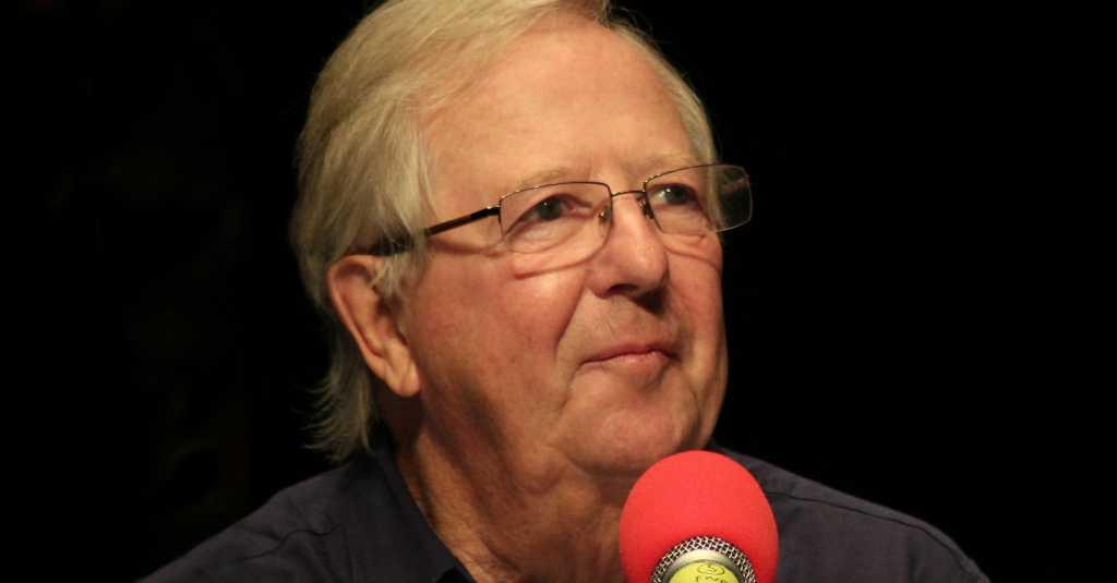 Komedian Inggris Tim Brooke-Taylor Meninggal Dunia Akibat Korona