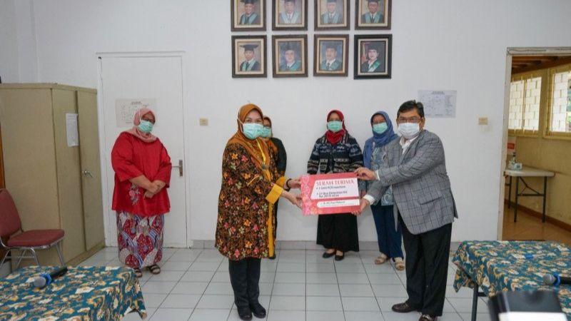 Serahkan Bantuan Satu Unit PCR, Puan Maharani Ingin Tes Korona Lebih Akurat