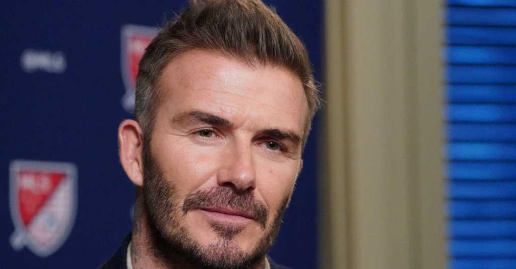 David Beckham Beri Kejutan Fans Liverpool Pengidap Kanker, Apa Itu?