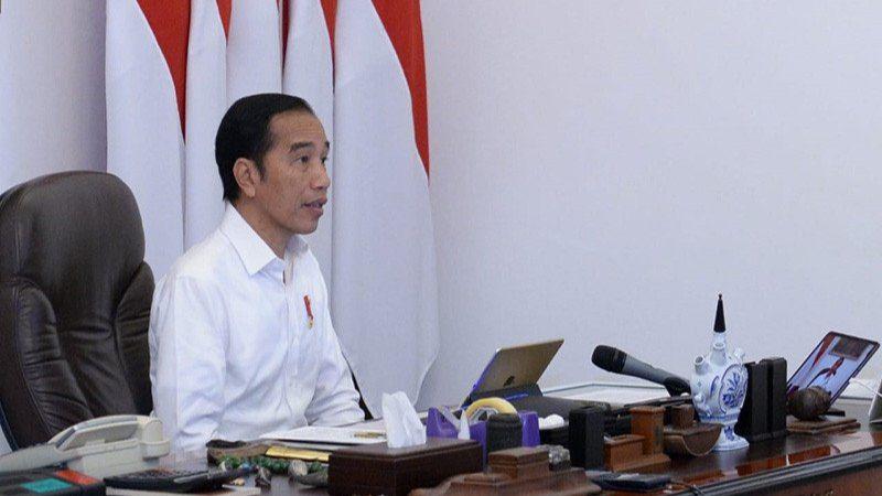 Jokowi Minta Proses Perizinan Tak Hambat Produksi Alkes Dalam Negeri