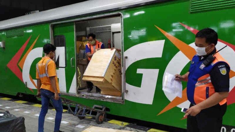 KAI Batalkan Seluruh Perjalanan Jarak Jauh Mulai 24 April