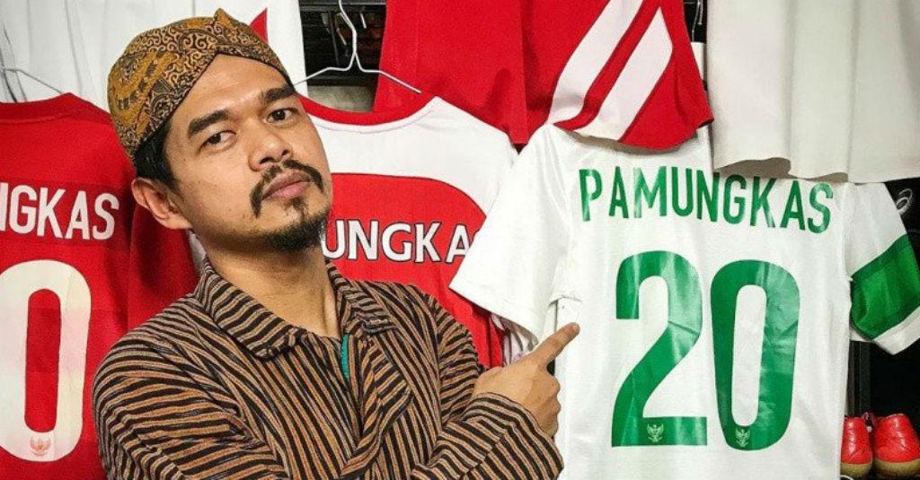 Donasi Persija Tembus Rp310 Juta Usai Bepe Lelang Jersey Piala AFF 2012