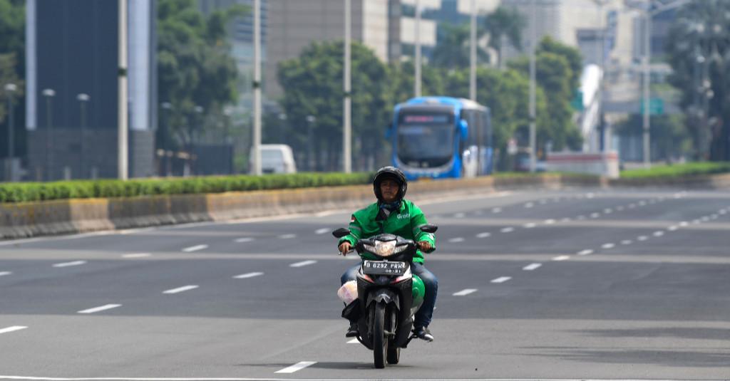 Ojol Dilarang Bawa Penumpang Selama PSBB Surabaya