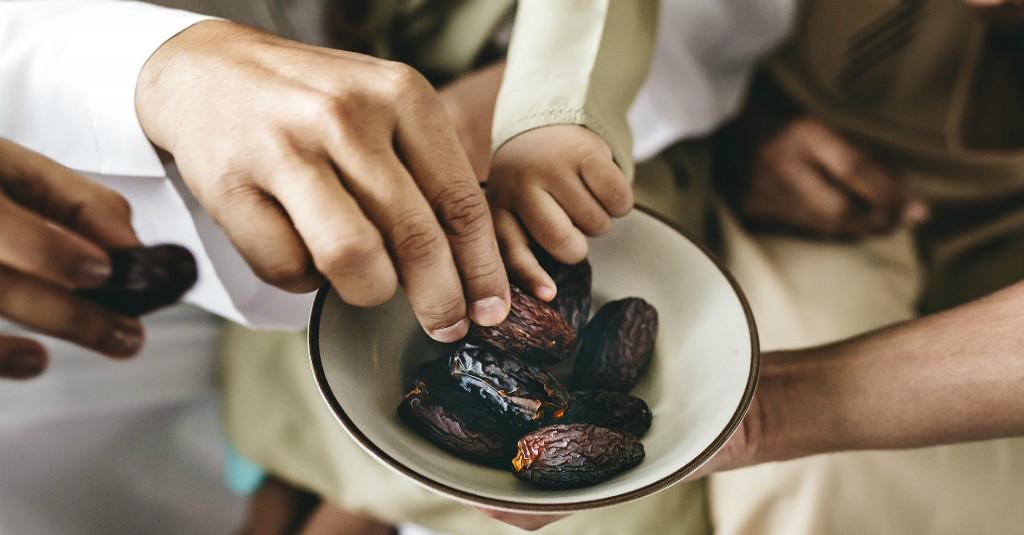 Ini Dia Menu Buka Puasa Terbaik Menurut Ahli Gizi