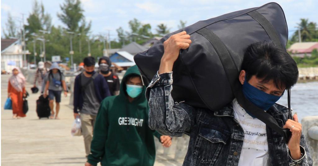 Hampir 10.000 Kendaraan Pemudik Jawa-Sumatera Dihadang Polri