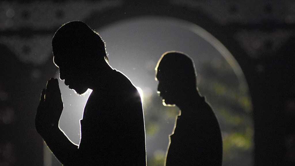 Duh, 290 Masjid-Musala di Kota Surabaya Masih Nekat Salat Tarawih Berjamaah