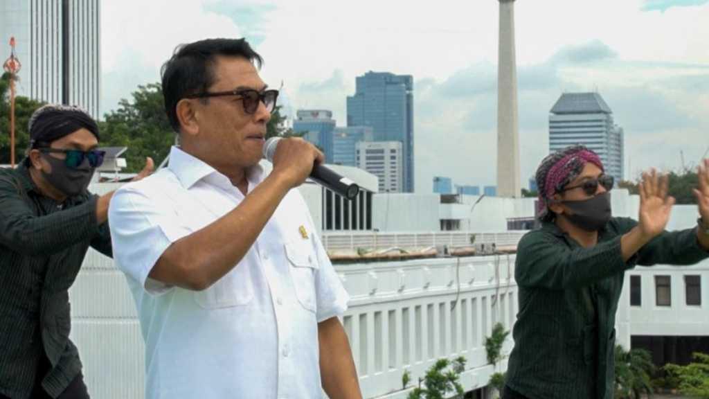 Ketika Moeldoko dan Wiranto Nyanyikan Lagu 'Ra Mudik Ra Popo'
