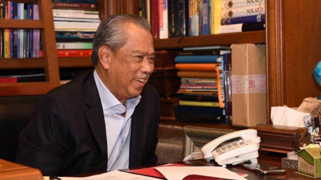 Komunikasi Lewat Telepon, Donald Trump Bahas Ini dengan Muhyiddin Yassin