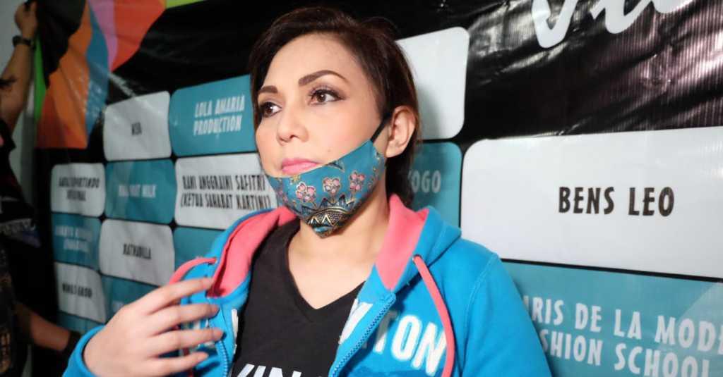 Nia Daniati Senang Bisa Turun Langsung ke Jalan Berbagi Kepada Masyarakat