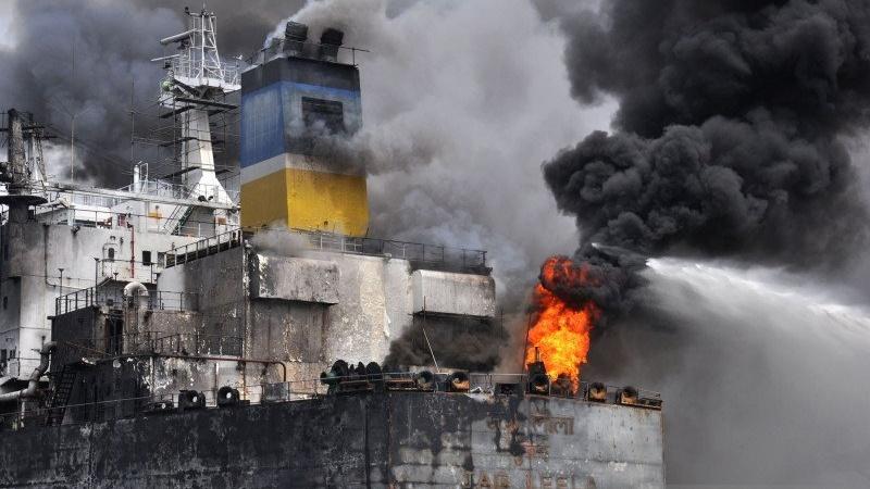 Korban Tewas Kebakaran Kapal Tanker di Belawan Jadi Lima Orang