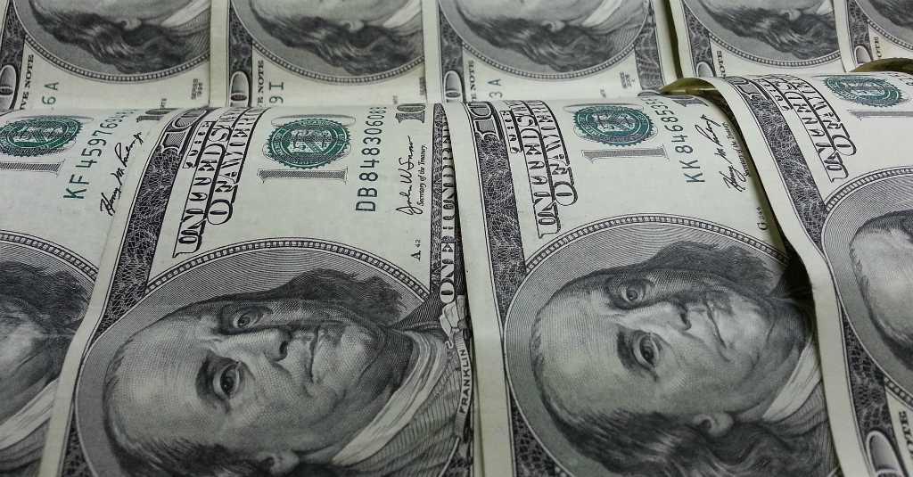 Hari Ini 1 Dolar Amerika hampir Setara 1 Euro