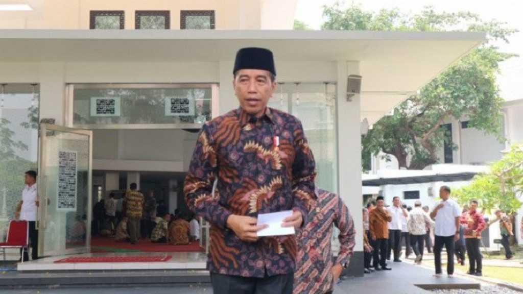 Presiden Jokowi Tinjau Kesiapan New Normal di Masjid Istana
