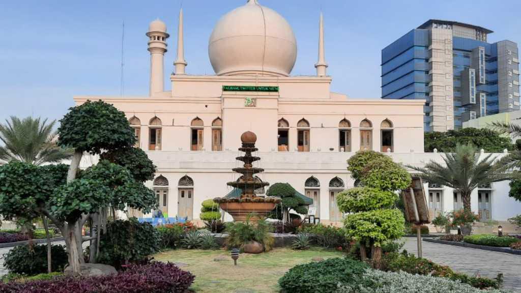 Masjid Al Azhar Akan Gelar Salat Jumat Perdana, JK Direncanakan Hadir