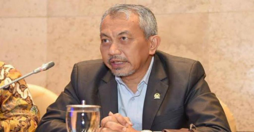 Pembatasan Penumpang Dilonggarkan Kemenhub, Ahmad Syaikhu Meradang