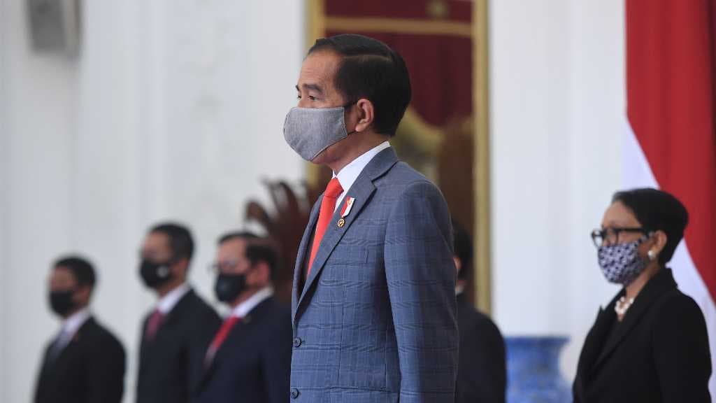 Jokowi: Korona Masih Ada, Jangan Sampai Ada Gelombang Kedua