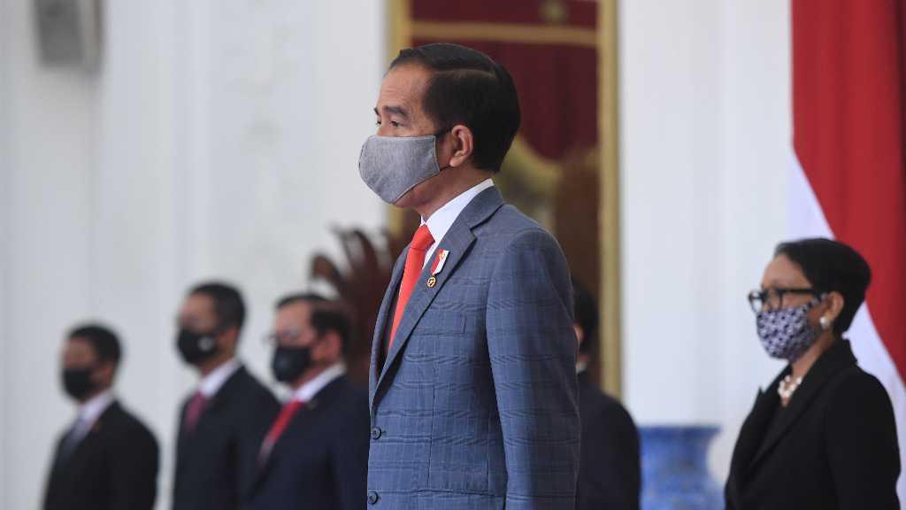 Jokowi: Korona Masih Ada, Jangan Sampai Ada Gelombang Kedua
