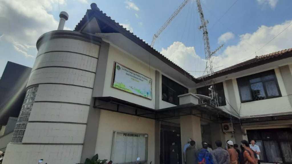 Gedung BPN Kabupaten Garut Roboh, 1 Orang Tewas dan 4 Orang Luka-luka