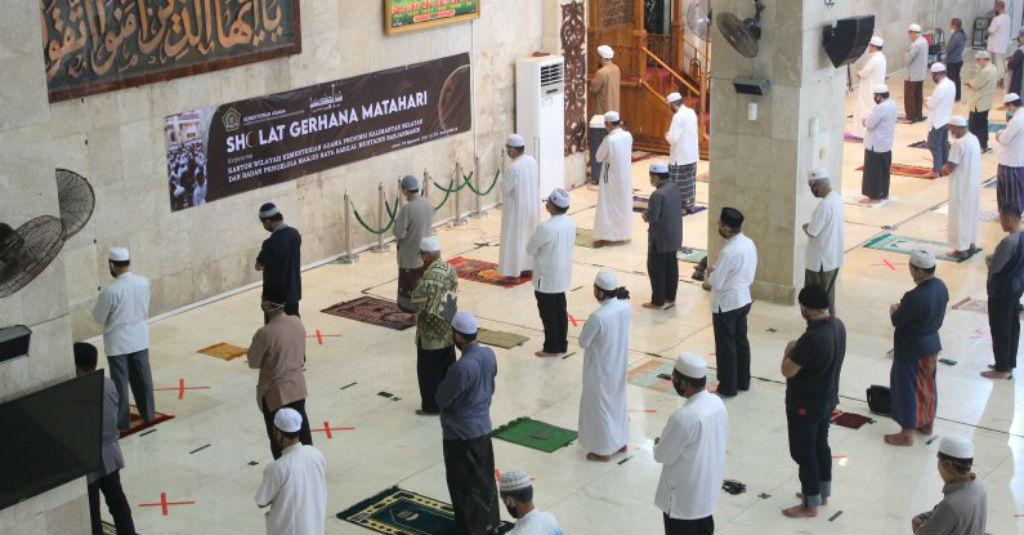Masjid di Kalsel Adakan Salat Jamaah Gerhana Matahari